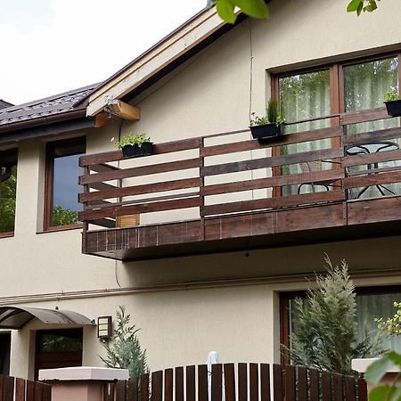 Apartament Rozelor Брашов Экстерьер фото