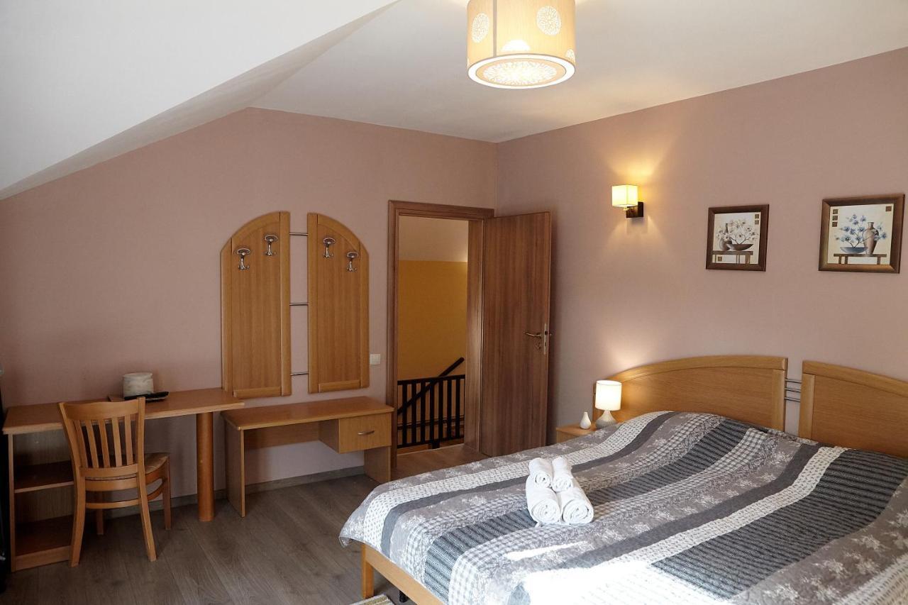 Apartament Rozelor Брашов Экстерьер фото