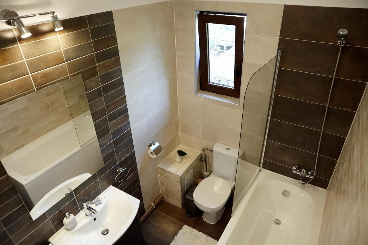 Apartament Rozelor Брашов Экстерьер фото